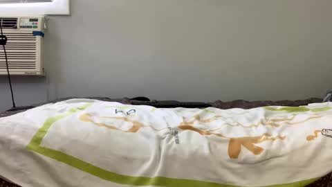 Snapshot of freekoey9811 chatting on September 14, 7:46 pm freekoey9811 online show from September 14, 7:46 pm