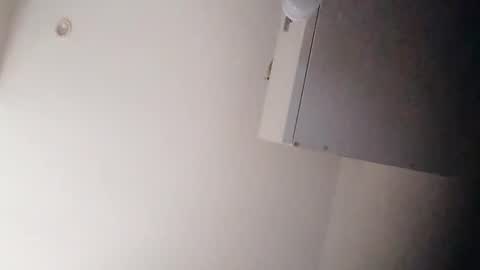 freeliv331874 online show from December 19, 12:01 pm