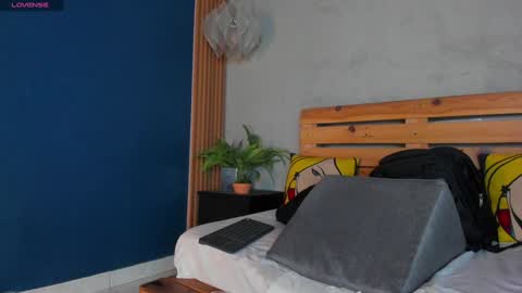 Snapshot of french_sexx chatting on January 18, 4:26 am Xavier online show from January 18, 4:26 am