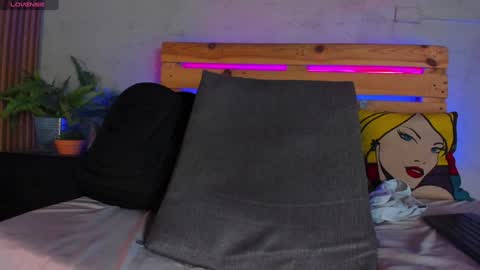 Snapshot of french_sexx chatting on January 21, 4:10 am Xavier online show from January 21, 4:10 am