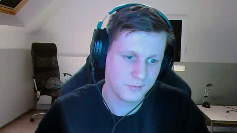 French fries online show from March 10, 7:40 pm