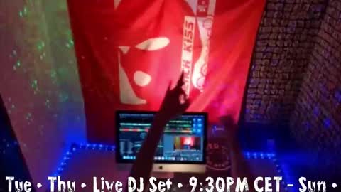 frenchkissdjfk online show from November 6, 7:37 pm