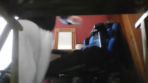 frenchpapalover online show from March 24, 9:03 am