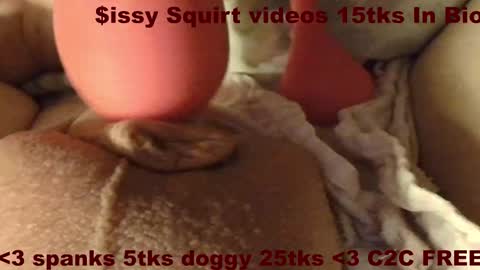 Snapshot of frenulumsnap chatting on December 15, 4:55 pm Meadow online show from December 15, 4:55 pm