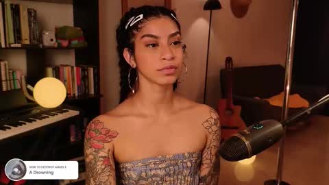 Vale online show from December 16, 2:27 am