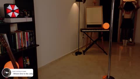 Vale online show from March 2, 2:58 am