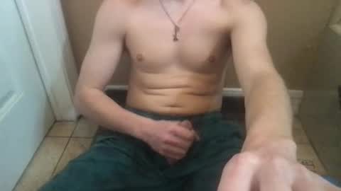 Snapshot of freshbull123 chatting on December 18, 7:52 pm Freshbull123 online show from December 18, 7:52 pm