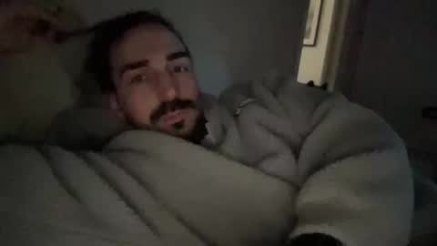 Snapshot of freshitalianguy chatting on November 10, 4:39 pm ITALIANGUY online show from November 10, 4:39 pm