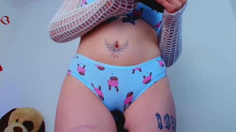 Snapshot of fresita_rojita chatting on September 14, 4:55 am Charick online show from September 14, 4:55 am