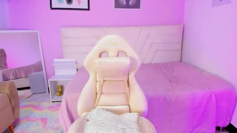 Snapshot of fresitalove01 chatting on October 20, 2:50 pm fresitalove01 online show from October 20, 2:50 pm