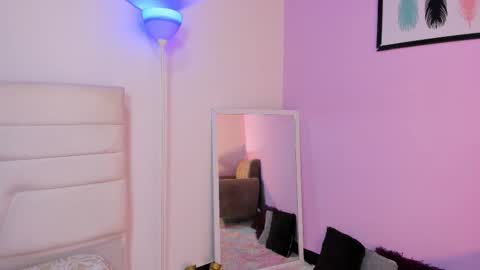 Snapshot of fresitalove01 chatting on February 27, 3:56 pm fresitalove01 online show from February 27, 3:56 pm