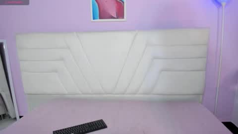 fresitalove01 online show from March 26, 1:17 pm