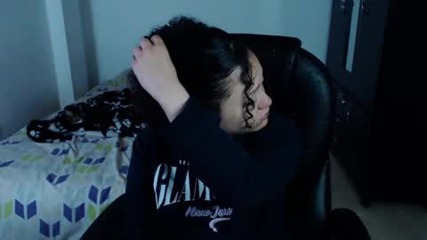 Snapshot of freud_x_louise1 chatting on March 7, 10:56 am Louise online show from March 7, 10:56 am