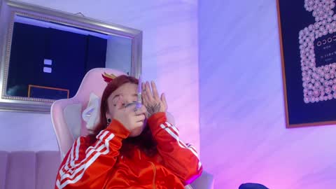 Snapshot of freya_b chatting on January 30, 9:25 am freya online show from January 30, 9:25 am