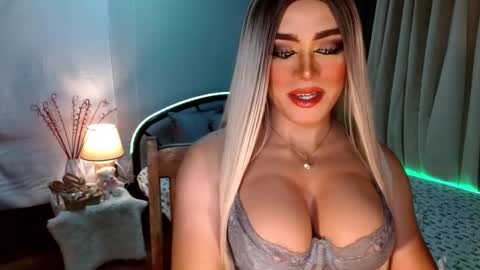 Miss Frea  online show from October 8, 12:30 am