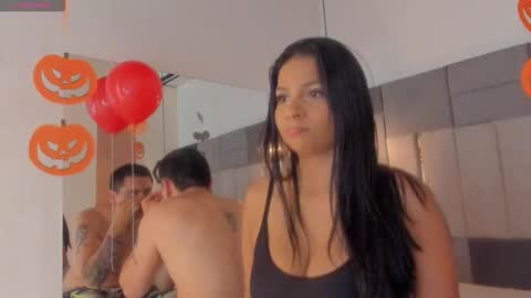  ALIS AND ALEX  online show from October 31, 6:09 pm