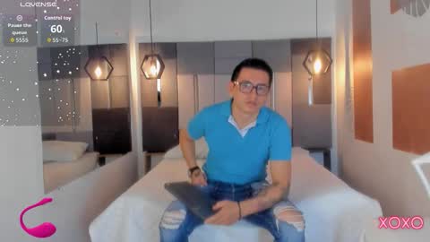  ALIS AND ALEX  online show from November 7, 9:26 pm