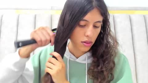 FreyaMoller  online show from March 14, 8:03 pm