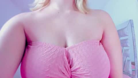 aura online show from February 22, 1:51 am