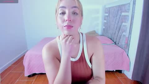 aura online show from February 25, 5:06 am