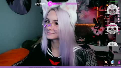 Snapshot of frida_fortune chatting on December 7, 3:58 am Frida A boost to fortune for the one who gives a thumbs up and a bonus lucky for those who support me by joining the fanclub online show from December 7, 3:58 am