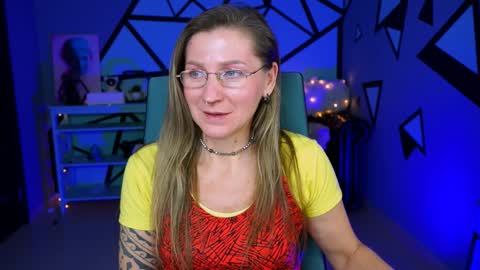 Frida Tander online show from December 17, 8:12 am