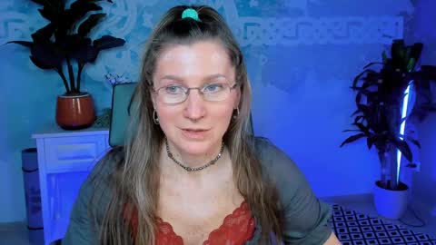 Frida Tander online show from January 24, 9:06 am