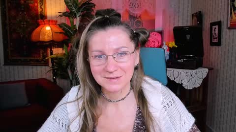 Frida Tander online show from January 31, 9:27 am