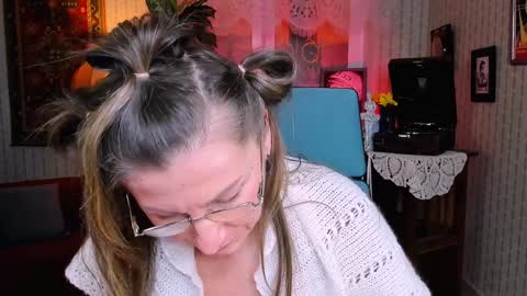 Frida Tander online show from January 31, 12:29 pm