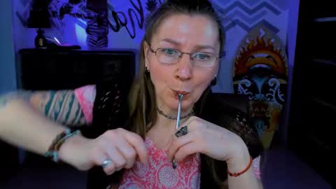 Frida Tander online show from February 28, 9:04 am