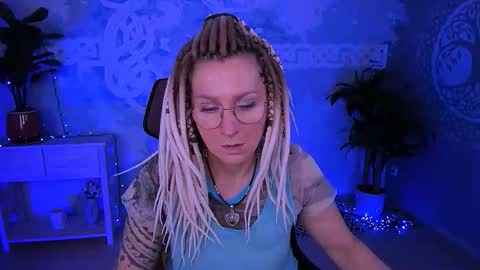 Frida Tander online show from March 23, 5:11 am