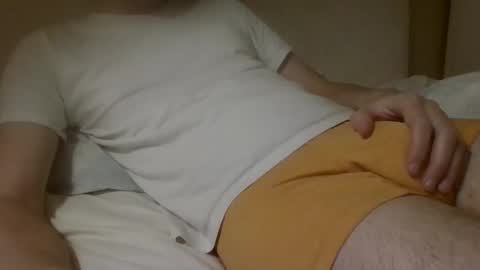 Snapshot of friendly_frank_18 chatting on December 14, 4:52 pm friendly_frank_18 online show from December 14, 4:52 pm