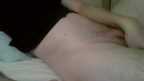 Snapshot of friendly_frank_18 chatting on March 1, 3:27 pm friendly_frank_18 online show from March 1, 3:27 pm