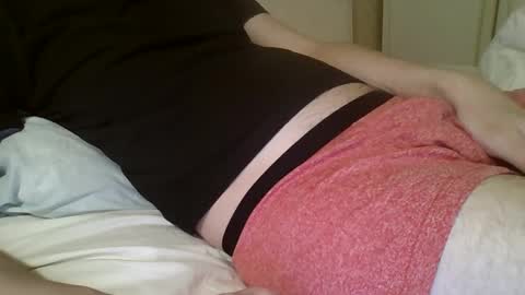 Snapshot of friendly_frank_18 chatting on March 5, 10:54 pm friendly_frank_18 online show from March 5, 10:54 pm