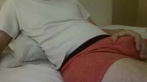 Snapshot of friendly_frank_18 chatting on September 30, 4:56 pm friendly_frank_18 online show from September 30, 4:56 pm