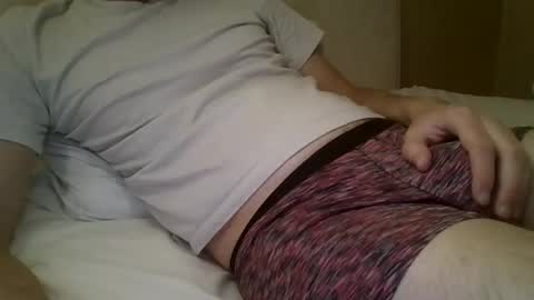 Snapshot of friendly_frank_18 chatting on November 7, 12:43 am friendly_frank_18 online show from November 7, 12:43 am