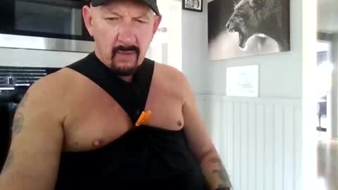 bob online show from April 16, 4:08 pm