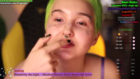 Snapshot of frogessjay chatting on January 21, 11:02 pm Jaywise Frogfoot online show from January 21, 11:02 pm