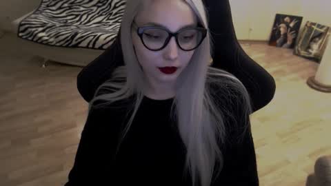 Lilith online show from October 8, 11:02 pm