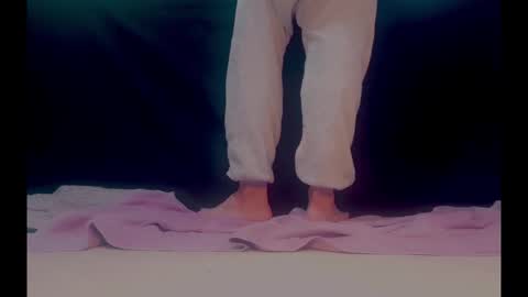 Snapshot of frys96 chatting on November 12, 8:26 am frys96 online show from November 12, 8:26 am