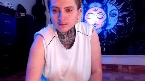 Snapshot of ftmblueyes chatting on January 11, 9:46 pm HEHIM online show from January 11, 9:46 pm