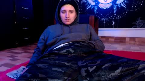 Snapshot of ftmblueyes chatting on January 12, 4:00 am HEHIM online show from January 12, 4:00 am