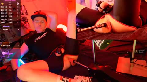 Snapshot of fuc71 chatting on December 2, 7:05 pm fuc71 online show from December 2, 7:05 pm