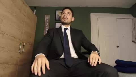 SERGIO THE SEX LAWYER online show from October 25, 5:15 am