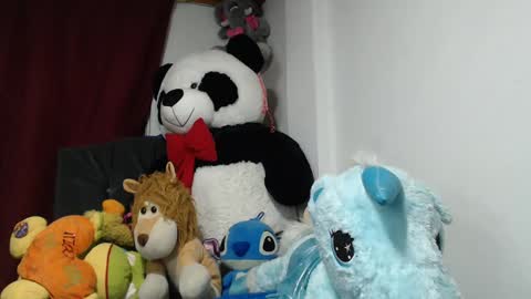 Mia and Gary  online show from January 25, 5:07 am