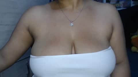 Mia and Gary  online show from October 21, 3:07 am