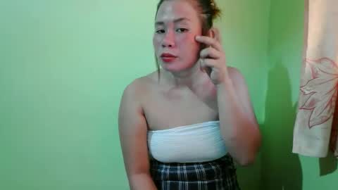 Snapshot of fuckingxasian4u chatting on November 6, 5:19 am fuckingxasian4u online show from November 6, 5:19 am