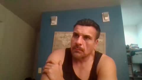 Snapshot of fuegolento22 chatting on January 18, 12:57 am fuego1ento22 online show from January 18, 12:57 am