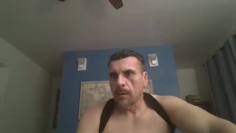 Snapshot of fuegolento22 chatting on February 3, 3:53 am fuego1ento22 online show from February 3, 3:53 am