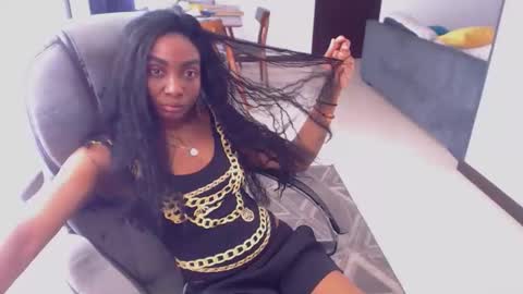 Snapshot of fuegosecreto chatting on December 21, 7:21 pm FuegoSecreto online show from December 21, 7:21 pm